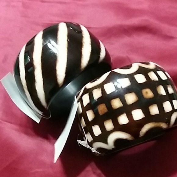 Bangle bracelets - Picture 2 of 3